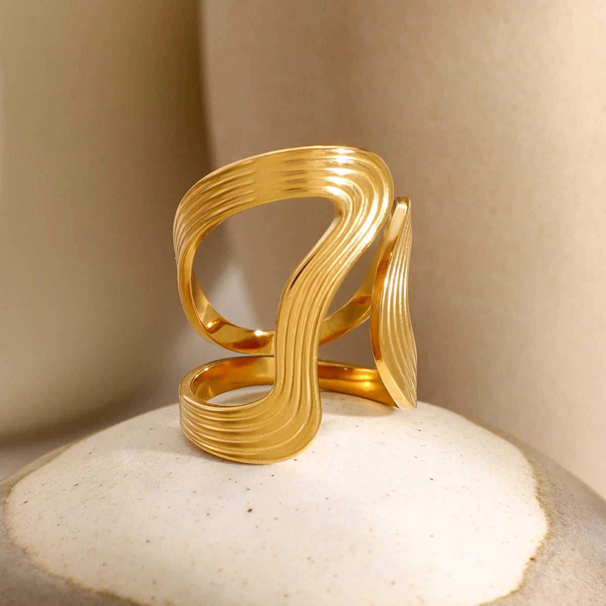 Ring Premium Thread Formed Gold